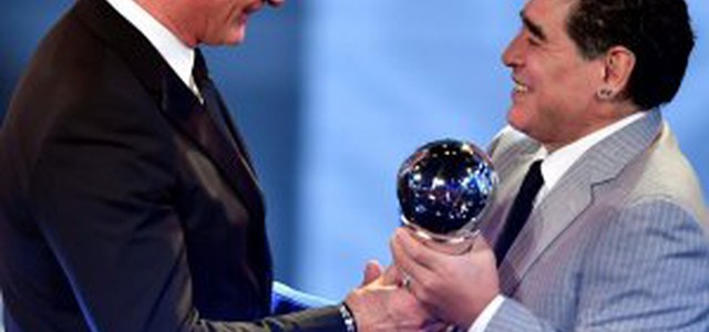 Premio Fifa, trionfo Ranieri: è lui il migliore allenatore del mondo