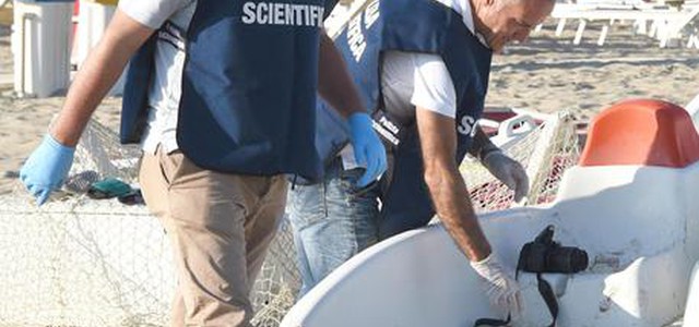 Stupri Rimini: sospeso per post su Fb