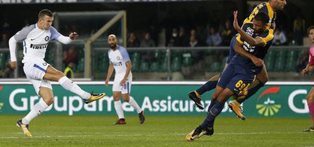 Serie A: Verona Inter 1-2, gol Borja Valero, Pazzini (rigore) e Perisic