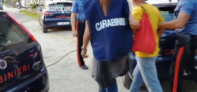 Armi, droga e furti: arresti nel Reggino