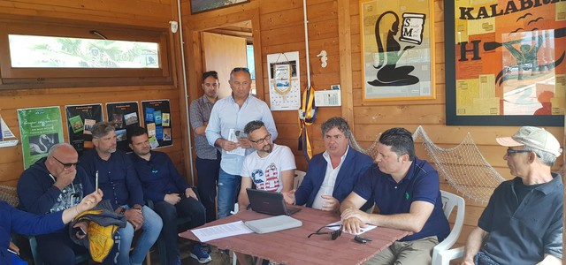 Aiutaci a proteggere la pineta di Giovino, dal social alle istituzioni: quando insieme si può