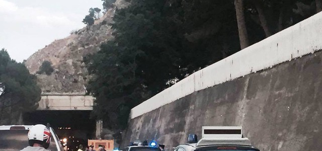 Scontro tra auto a Copanello, lunghe code