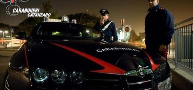 Provoca incidenti inneggiando l'Isis ma non è un estremista islamico, un arresto a Catanzaro