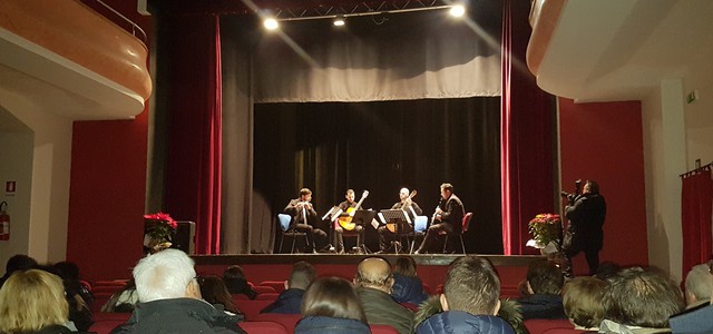 Grandi applausi per il concerto di Natale a teatro 