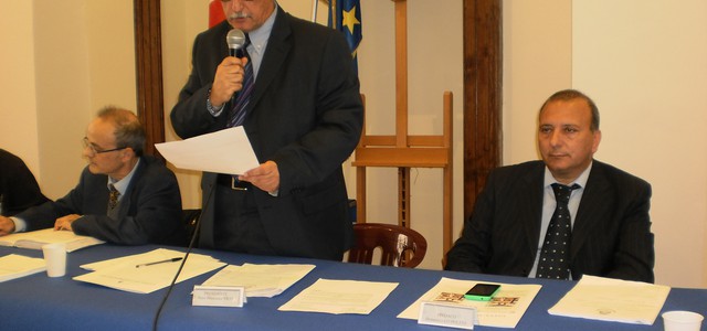 VERSO DUE CONSIGLI COMUNALI 