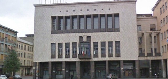 I magnifici ragazzi dell'orchestra della scuola media statale Zumbini ricevuti oggi in Comune
