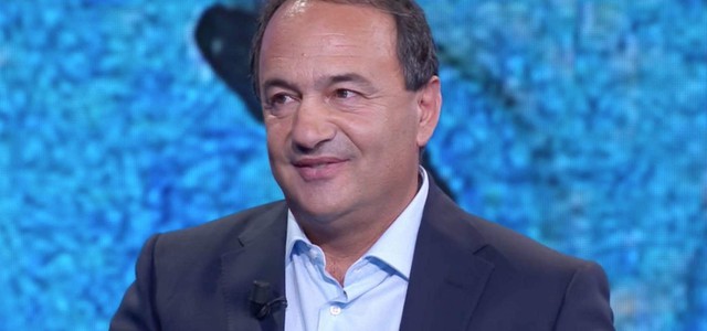 Permesso per Lucano - torna a Riace per comizio e voto