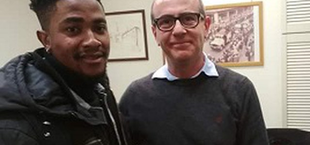 Pace fatta tra Lucas e  Bertucci, il ritorno in negozio e l'accoglienza del titolare.