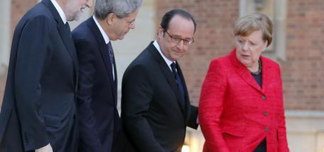 Merkel, Hollande, Gentiloni, vertice a Versailles: 'Serve Europa a velocità diverse'