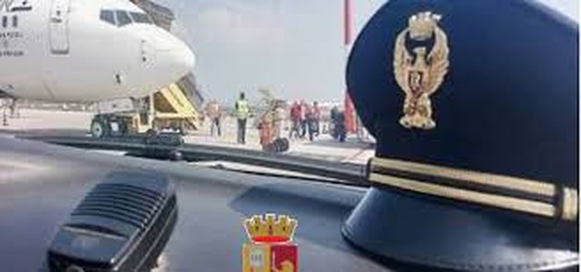 AGENTI DELLA POLIZIA DI FRONTIERA ARRESTANO  DUE CITTADINI ALBANESI PER POSSESSO DI DOCUMENTI FALSI