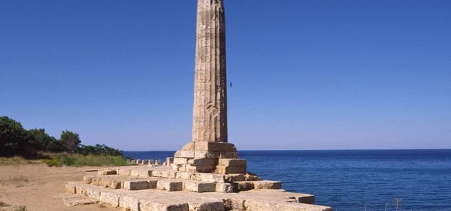 Il vino incontra la storia: a luglio 2025 torna l’esperienza immersiva di “Vinitaly and the City” nei parchi archeologici di Sibari e Crotone