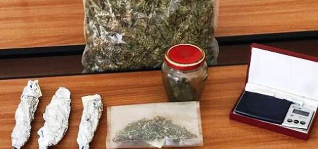 Aveva 1,4 kg di marijuana in casa, arrestato 60enne nel Catanzarese