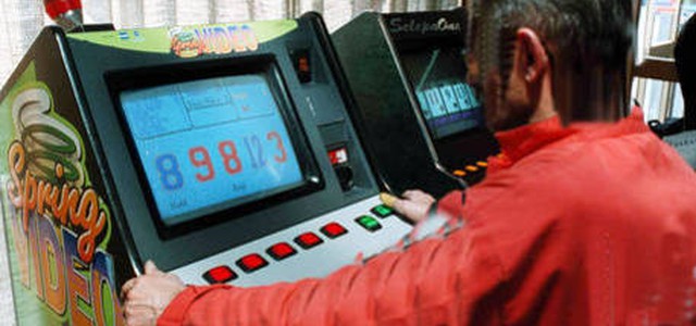 Minori in sale scommesse, sanzioni