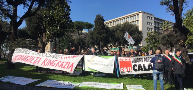 GAV: TRA POCHE ORE LA PROTESTA
