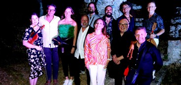 XX Festival d’autunno, ennesimo sold out con i ritmi travolgenti e i balli scatenati del pubblico per la prima nazionale di TarantaCeltica alla Grangia Sant’Anna di Montauro
