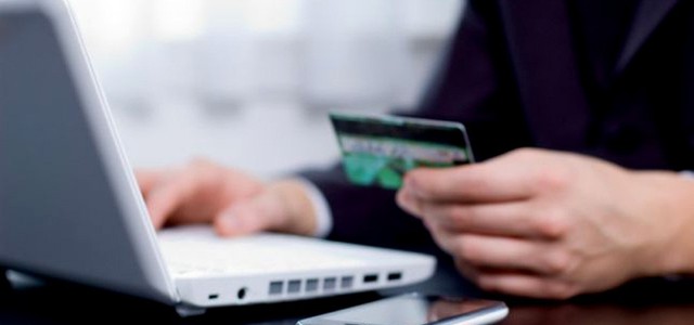 Truffatore seriale arrestato a Cosenza - incassava i soldi delle vendite online e spariva senza consegnare i prodotti