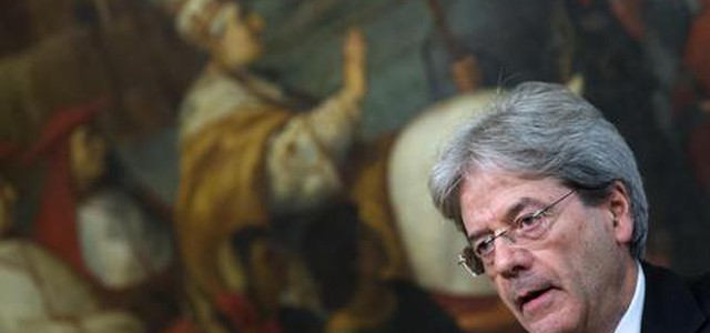 Siria, Gentiloni: "Azione Usa limitata, non escalation. Assad responsabile crimine di guerra"