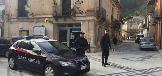 Gettava corrispondenza, denunciato postino nel reggino