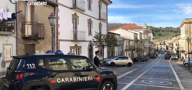 Danneggiamento auto Sindaco di Girifalco, scoperto il presunto colpevole