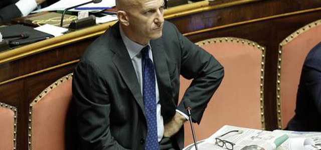 In Senato lettera dimissioni Minzolini. Lui: "Voglio tornare a fare il giornalista"