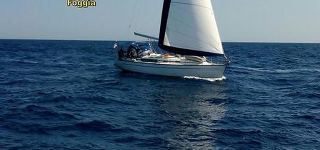 Migranti: arrestati due scafisti