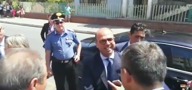Il ministro Alfano in Calabria: incontro a Scalea, poi tappa a Catanzaro (VIDEO)