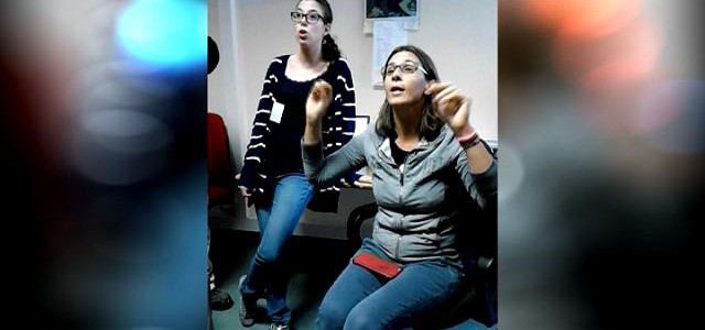Cona, la manager della cooperativa ai migranti: "Siete dei macachi"