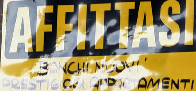 Estate: irregolare un affitto su due, case pollaio nel Salento