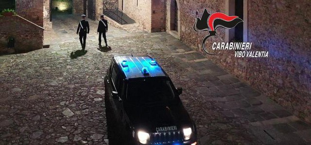 Praticava estorsioni anche dai domiciliari, finisce in carcere 42enne