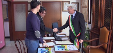 PROTOCOLLO D’INTESA TRA LIBERI.TV, L’ASSOCIAZIONE FIORE DI LINO ED IL COMUNE DI SOVERIA MANNELLI