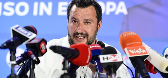 Salvini: "Lega prima a Riace e Lampedusa, segno che sui migranti ho ragione"