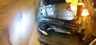 Incidente in galleria sull'A2, lunghe code e disagi