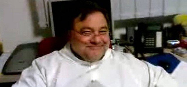 Pedofilia: a domiciliari, evade ex parroco