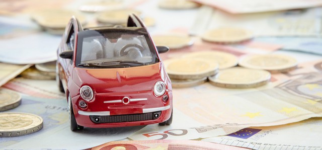 RC auto: ad aprile crollo record dei premi in Calabria (-11,83%). Prezzi mai così bassi, ma risaliranno