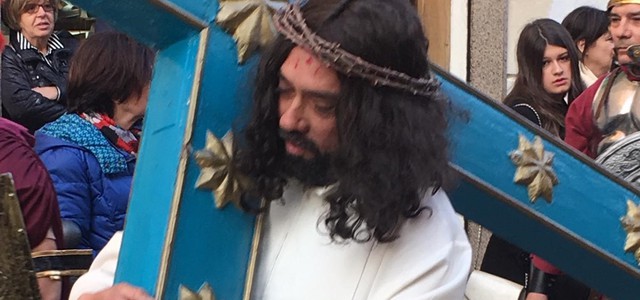 FOTONOTIZIA: La Naca attraversa il centro storico. Le immagini della celebre processione.