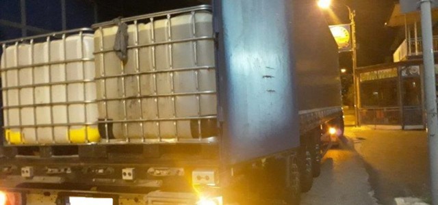 Gasolio di contrabbando, sequestrato tir con 26mila litri di carburante: due arresti