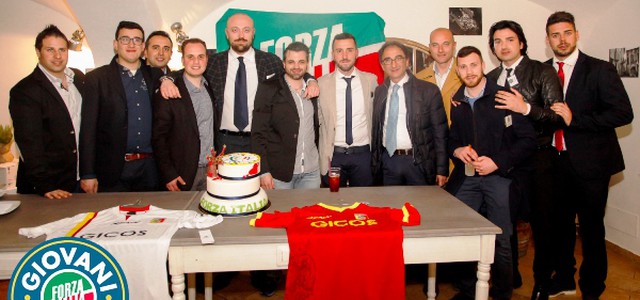 Abramo ai giovani di Forza Italia: "Siete voi la linfa vitale della città"