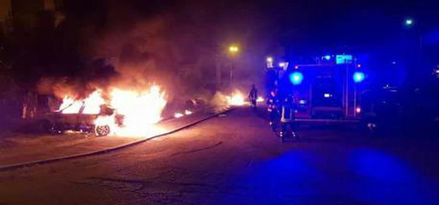 Incendiate due auto nel Cosentino