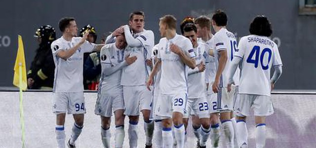 Europa League: Lazio contro un palo, con la Dinamo Kiev finisce 2-2. Milan ko