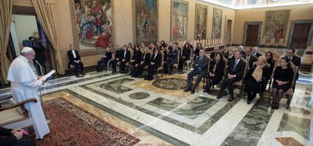 Papa, denaro della mafia è insanguinato