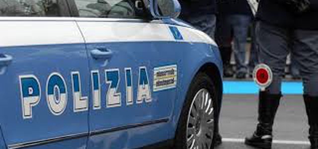 Furto autocarro, arrestato uno dei due autori dopo inseguimento