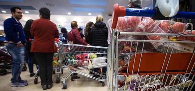 Prezzi: Istat conferma,inflazione agosto risale a 1,2%