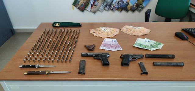 Armi: operazioni carabinieri e Finanza nel Vibonese, due arresti