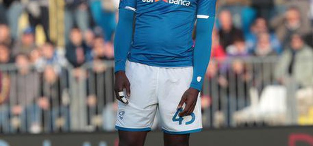 Lettera a Balotelli da alunni di Crotone: "Caro Mario, è la tua lotta contro il razzismo che ti dichiara vero cittadino italiano"