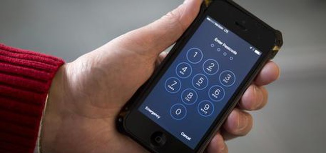 Incassa somma vendita iphone e sparisce