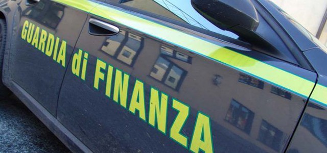 Spaccio di droga nel Lametino, eroina nascosta tra i pomodori e le cipolle. 7 misure cautelari