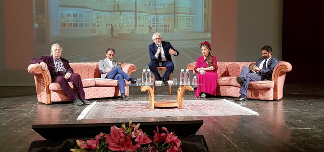 Presentato libro sul Teatro Politeama di Catanzaro