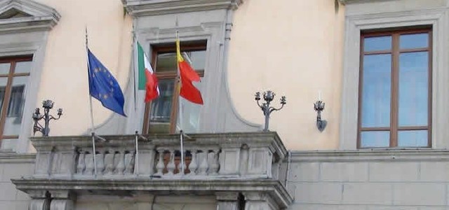 Codacons: " Cari consiglieri, la città non può essere svenduta per un piatto di lenticchie."