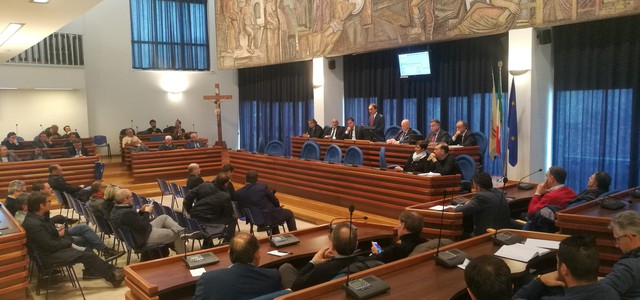 51 sindaci presenti all'assemblea di oggi in Provincia. Approvato il bilancio previsionale 19/21