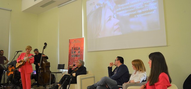 Catanzaro, Prestia e Profazio hanno presentato il nuovo cd "Donne del Sud"